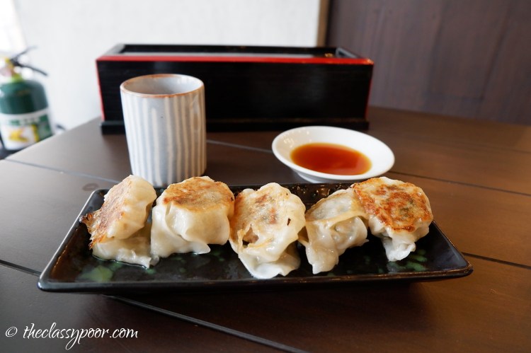 All hail to this steamed gyoza (Php 180).